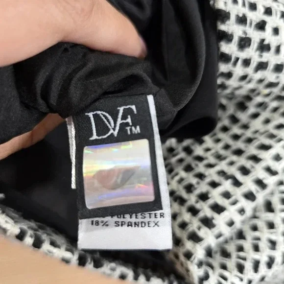 DVF Diane Von Furstenberg Omarosa Broken Tweed Mini Skirt Size 2 black/cream - Picture 7 of 9
